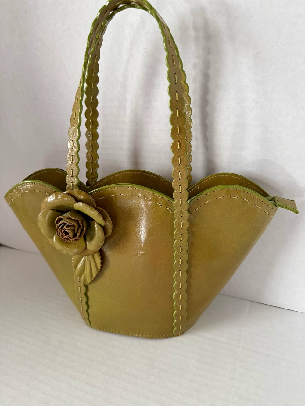 Inge Sport vintage clutch with floral design